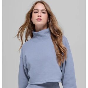 Alo Yoga Cropped Serenity Coverup